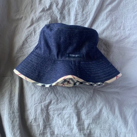 Burberry Reversible Wide Brim Sun Hat - Picture 3 of 3